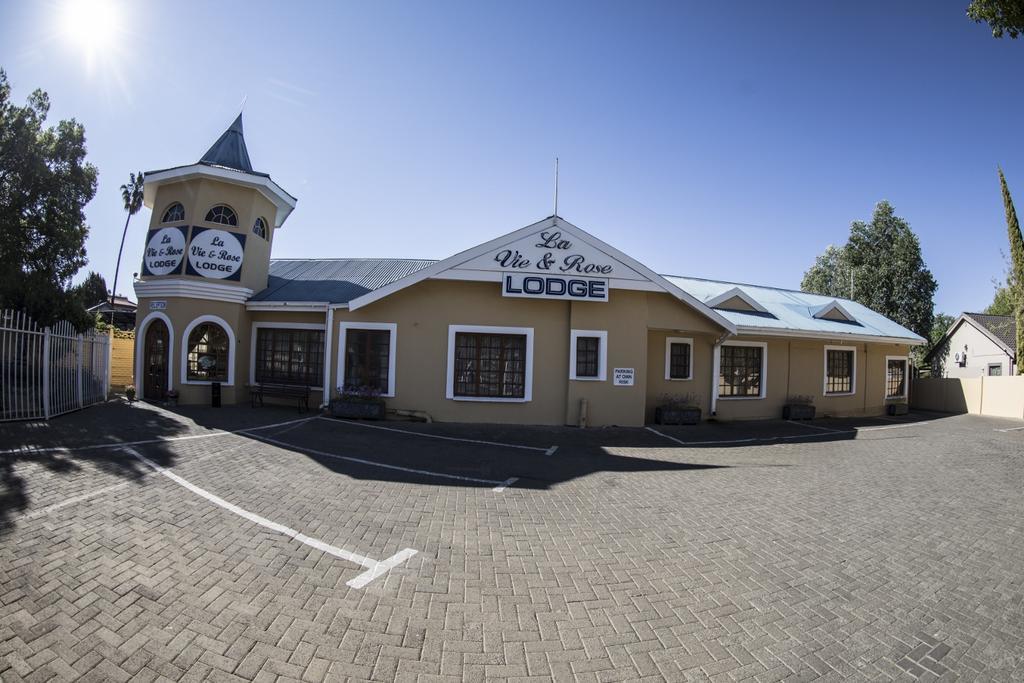 La Vie & Rose Lodge Bloemfontein Exterior foto